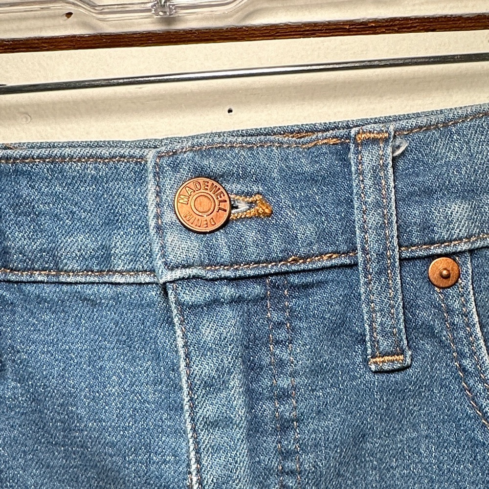 Madewell High Rise Denim Shorts Size 28 - Picture 4 of 9